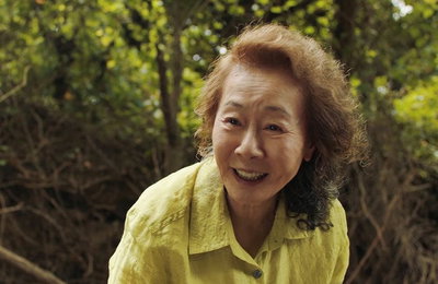영화 "미나리" 윤여정 영국 아카데미 여우조연상 수상 쾌거