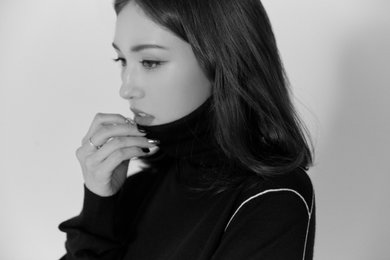 전소미, ‘국민 센터’로 돌아온다…아이오아이 데뷔 5주년 라이브 방송 예고…“팬들과 약속 지켰다”