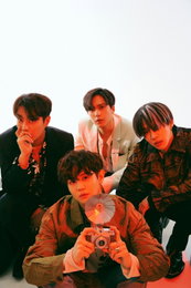 `5월 3일 완전체 컴백` 하이라이트, 'The Blowing' 2번째 포토..건재한 카리스마