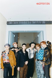'8월2일 컴백' 아스트로, 완전체 단체컷 공개…6인 6색 컬러풀 비주얼 물씬