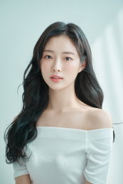 ‘유리알 매력’ 배우 고주희, 영화 ‘화평반점’으로 스크린 데뷔...민주화운동에 투신한 여대생 변신!