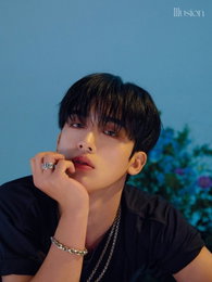 ‘컴백’ 김요한, 드라마틱한 분위기