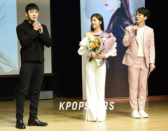 [포토] 배우 손호준, 가수 정다경 쇼케이스 소속사 식구로 응원왔어요~