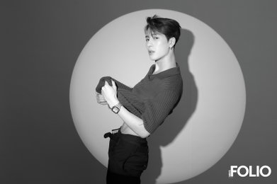 잭슨, <MEN'S FOLIO> 말레이시아 4월호 커버 장식! 치명적인 섹시함 장착! 남성미 물씬 '2022년 글로벌 행보 예고!'