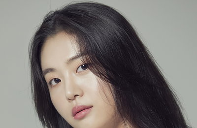 배우 김예지, 시네라마(CINE-RAMA) <오싹한 동거> 쾌활한 성격의 카페 사장 ‘황은혜’로 변신! 귀신 보는 김소정과 ‘찐친’ 케미 예고!