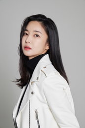 배우 김윤지, 미국 넷플릭스 영화 '리프트(Lift)' 메인 캐릭터 캐스팅! 할리우드 본격 진출! 우슬라 코르베로와 절친 사이로 발전!