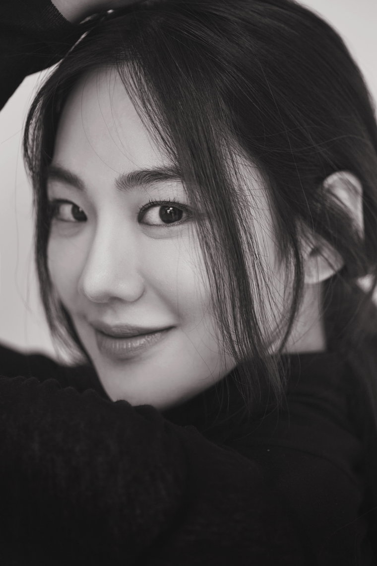 한지은,