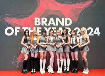 유니스, '2024 올해의 브랜드 대상' 女 아이돌 신인 부문 수상