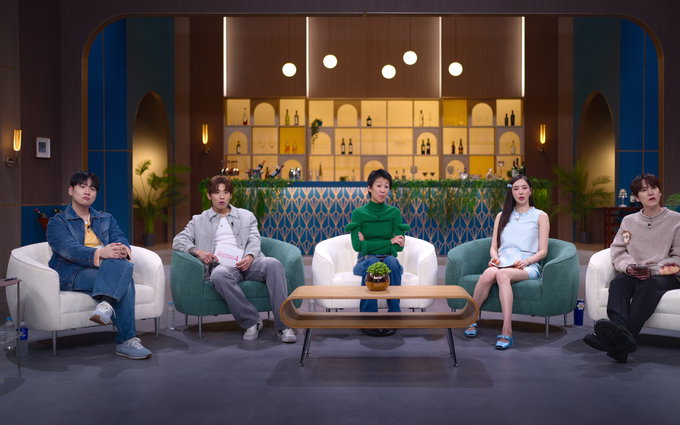 넷플릭스 <솔로지옥4> 역대급 시즌 예고한 5MC 자신감&컴백 소감 공개