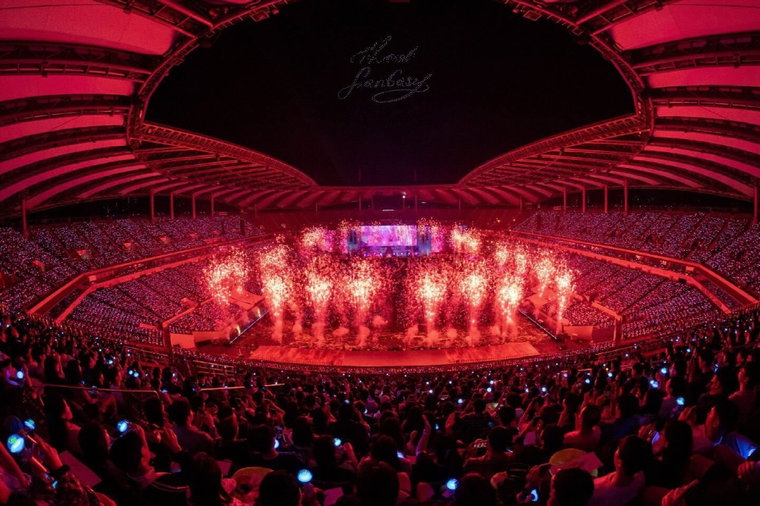 아이유콘서트:더위닝,