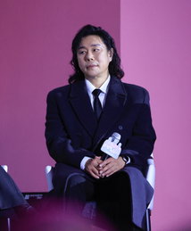 <오징어 게임 시즌2> 김법래, 사채업자 ‘김정래’ 役 대유잼 캐릭터 플레이 발산
