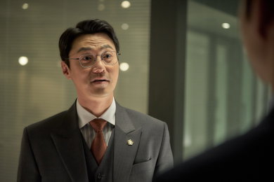배우 최영준, 영화 <소주전쟁> 위기관리에 탁월한 변호사 ‘구영모’로 강렬한 스크린 데뷔!