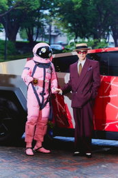 88년생 지드래곤, 8.8도의 하이볼, 880만캔 판매, 8.8억 기부... 소속사 갤럭시코퍼레이션 밝힌 "8의 의미"