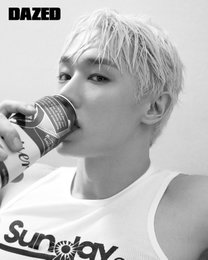 [화보] 원호, 옴므파탈 분위기 물씬 "첫 정규 앨범, 하고 싶은 노래 모두 담았다"