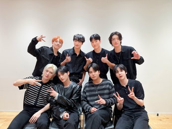 에이티즈 日 정규 2집 'Ashes to Light', 오리콘 '위클리 앨범 랭킹' 1위 등극