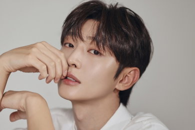 윤지성, 숏폼 드라마 '나만 보이는 재벌과 동거중입니다' 캐스팅