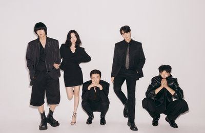 입대 이후 처음 공개되는 차은우 단체샷 <퍼스트 라이드> 오늘은 ‘느낌 좋은 놈들’ 할래요