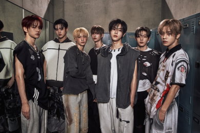 '성숙미 물씬' 클로즈 유어 아이즈, 'blackout' 콘셉트 포토·필름 오픈
