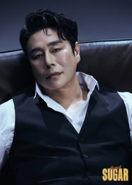 김법래, 뮤지컬 ‘슈가’로 1년 만의 무대 복귀