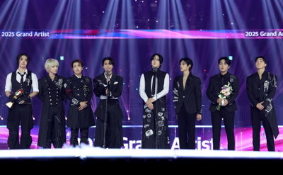 '2025 KGMA' 에이티즈-보이넥스트도어 최고상 수상…K-팝 축제 뜨겁게 달궈