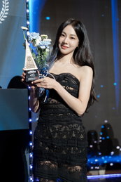 한지은, ‘2025 서울국제영화대상’ 여우조연상… ‘히트맨2’로 연기력 입증