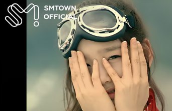 Girls' Generation 소녀시대 '다시 만난 세계 (Into The New World)' MV