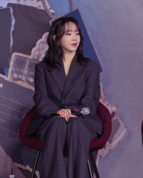 김진민 감독의 도전작 ‘레이디 두아’, 욕망을 쫓는 신혜선과 진실을 쫓는 이준혁의 미스터리