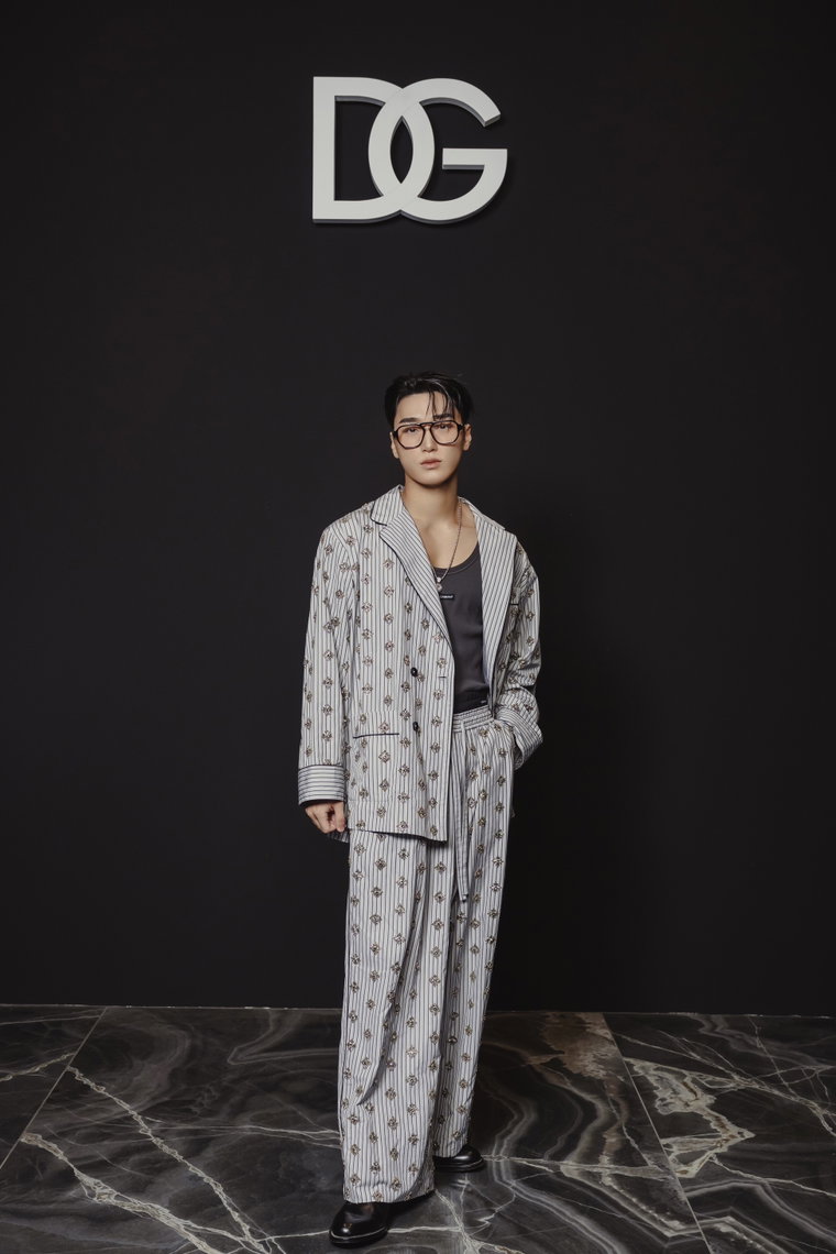 에이티즈,산