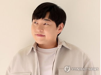 개그맨 이진호, 뇌출혈로 중환자실 입원…"의식 회복 중"(종합)