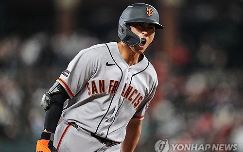 MLB 이정후, 이틀 연속 멀티 히트…시즌 타율 0.200