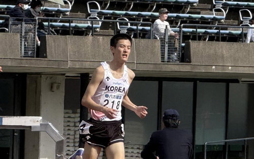 육상 박원빈 남자 3,000ｍ 장애물 한국 신기록…'36년만'