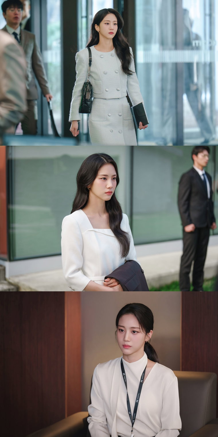 은밀한감사,홍화연