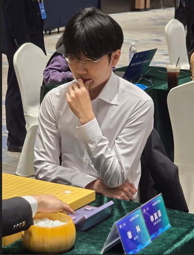 한국 바둑, 란커배 세계대회 16강에 6명 진출...신진서&middot;박정환 등 순항