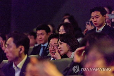 이재명 대통령, 제주 4·3 영화 '내 이름은' 관람… "나치 전범처럼 시효 없이 책임 물어야"
