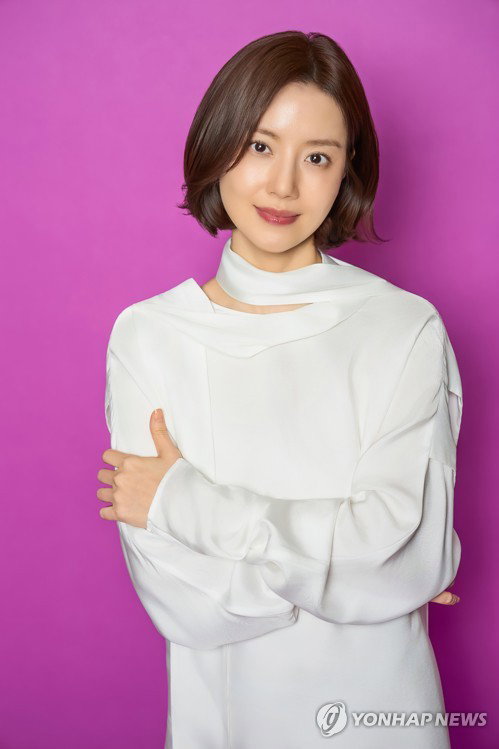 문채원, 6월 비공개 결혼식&hellip;40세 배우 새 출발