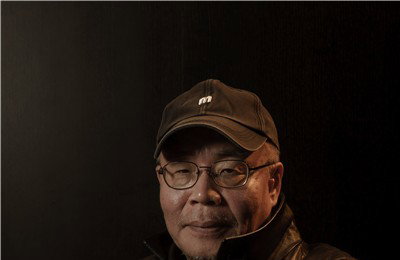 이명세 감독, 비상계엄 다큐 '란 12.3'으로 시민 주연상 염원