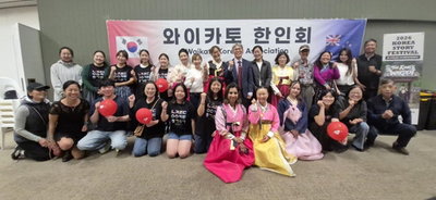 K-페스티벌 관람객 1000명 돌파... 영화 전석 매진 및 한복 체험 장사진
