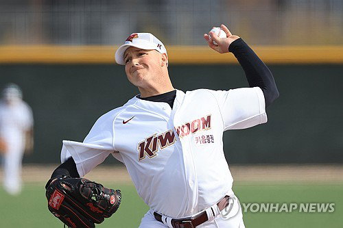 로젠버그 5만 달러 재영입... 와일스 부상 공백 최소화