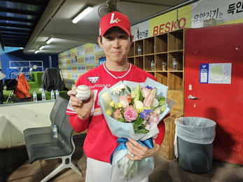 KBO 개막 19경기 연속 안타 신기록 수립