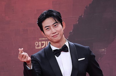 옥택연, 오랜 기간 교제한 연인과 비공개 결혼식 거행