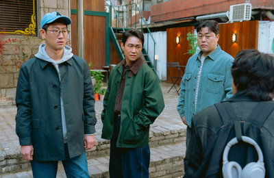 ‘모자무싸’ 구교환X오정세, 아지트 앞 3차 대전… ‘든든한 형’ 박해준 등판에 긴장감 폭발