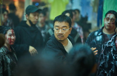 '좀비 마스터' 연상호의 귀환, 영화 '군체'가 던지는 묵직한 화두… "개성인가 집단인가"