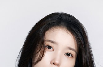 가수 아이유, 어린이날 맞아 1억 원 쾌척…아동 복지 증진 기여