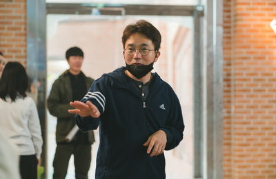 ‘우영우’ 유인식 감독의 신작 <원더풀스>, 5월 15일 넷플릭스 공개 확정
