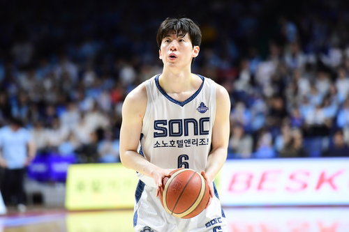 소노 이정현, 챔프전 4차전 22점 활약&hellip;0.9초 극적 승리 견인
