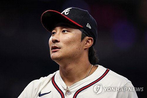 226일의 침묵을 깨운 '어썸 킴'의 귀환, 김하성이 애틀랜타 트루이스트 파크에 수놓은 첫 안타와 철벽 수비