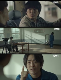 [인물분석] '허수아비'가 던진 서늘한 화두, 배우 정문성이 빚어낸 악의 본질