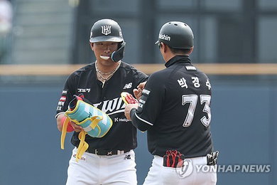 "저 자리에 현민이만 있으면..." 1위 KT의 유일한 고민, '특급 엔진'들의 멈춰선 복귀 시계