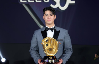 "1번 타자 노시환"이라는 파격... 김경문의 '미친 승부수', 류현진의 전설을 완성할까