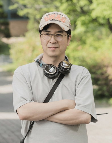 아이유&middot;변우석도 고개 숙였다, &lsquo;21세기 대군부인&rsquo;이 마주한 뼈아픈 반성문과 진심